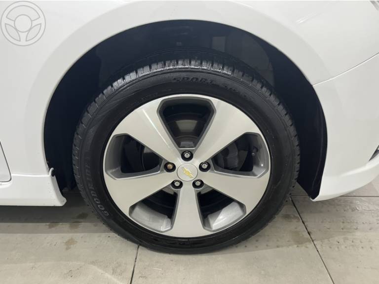 CHEVROLET - CRUZE 1.8 LT SPORT6 16V FLEX 4P MANUAL - 2014/2014 - BRANCA - R$ 59.900,00