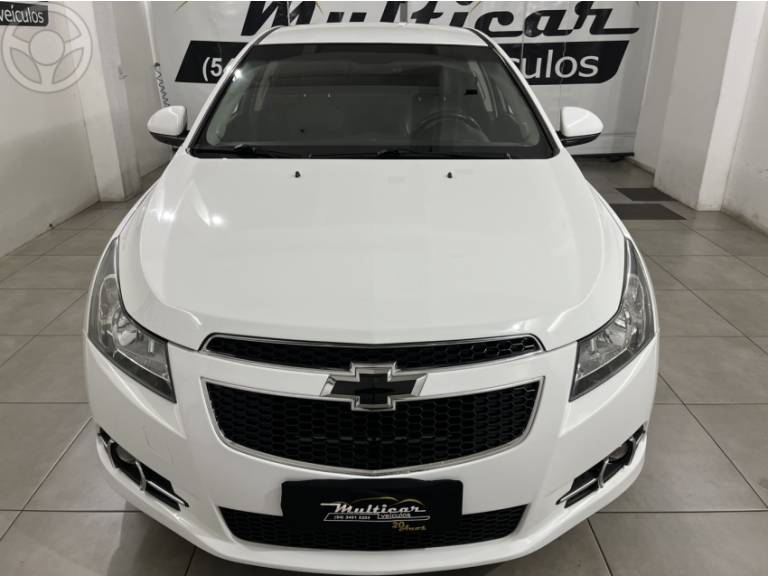 CHEVROLET - CRUZE 1.8 LT SPORT6 16V FLEX 4P MANUAL - 2014/2014 - BRANCA - R$ 59.900,00