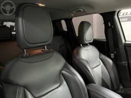 JEEP - RENEGADE 2.0 16V TURBO DIESEL LONGITUDE 4P 4X4 AUTOMÁTICO - 2017/2018 - BRANCA - R$ 88.900,00