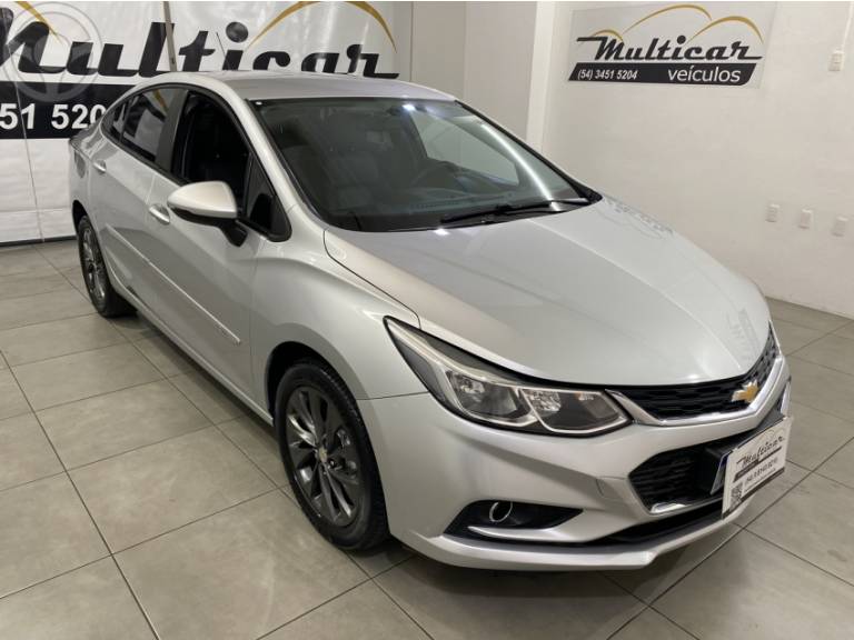 CHEVROLET - CRUZE 1.4 TURBO LT 16V FLEX 4P AUTOMÁTICO - 2018/2019 - PRATA - R$ 93.900,00