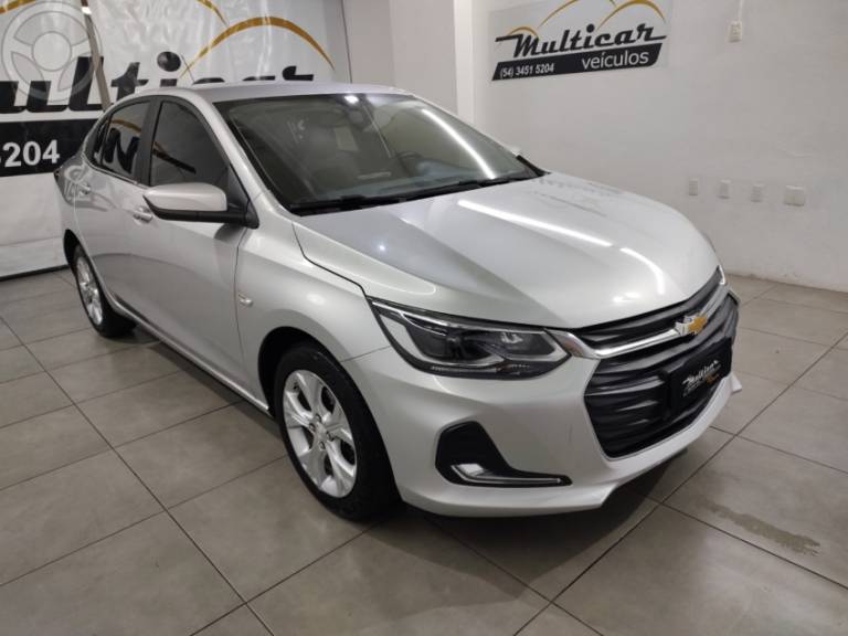 CHEVROLET - ONIX 1.0 PREMIER 8V TURBO FLEX 4P AUTOMÁTICO - 2020/2020 - PRATA - R$ 79.900,00