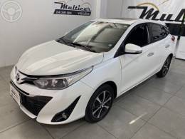 TOYOTA - YARIS 1.5 XLS FLEX 4P AUTOMÁTICO - 2018/2019 - BRANCA - R$ 82.900,00