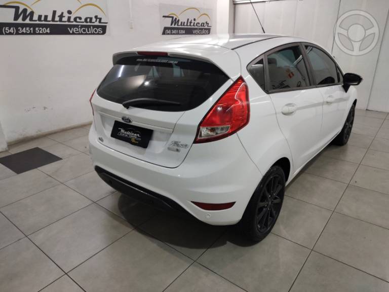 FORD - FIESTA 1.0 SEL ECOBOOST GTDI 12V 4P AUTOMÁTICO - 2018/2018 - BRANCA - R$ 62.500,00