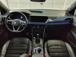 VOLKSWAGEN - TAOS 1.4 16V HIGHLINE TSI FLEX 4P AUTOMÁTICO - 2024/2024 - BRANCA - R$ 174.000,00