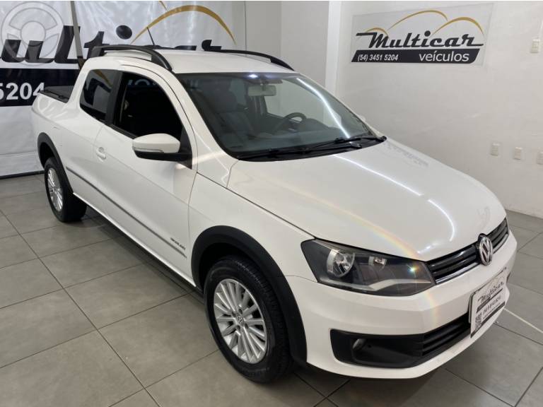 VOLKSWAGEN - SAVEIRO 1.6 MI HIGHLINE CD 8V FLEX 2P MANUAL - 2015/2015 - BRANCA - R$ 66.000,00