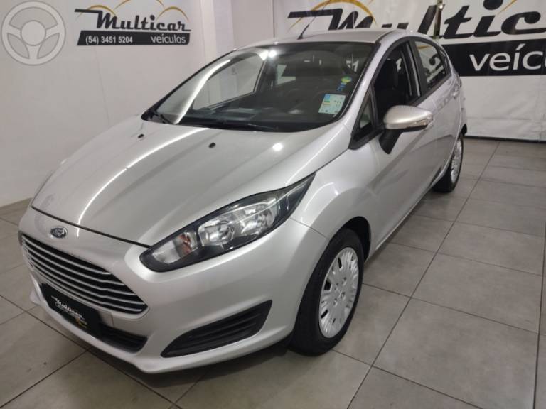 FORD - FIESTA 1.6 SE HATCH 16V FLEX 4P MANUAL - 2017/2017 - PRATA - R$ 55.500,00