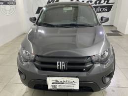 FIAT - MOBI 1.0 8V EVO FLEX LIKE. MANUAL - 2023/2024 - CINZA - R$ 61.900,00