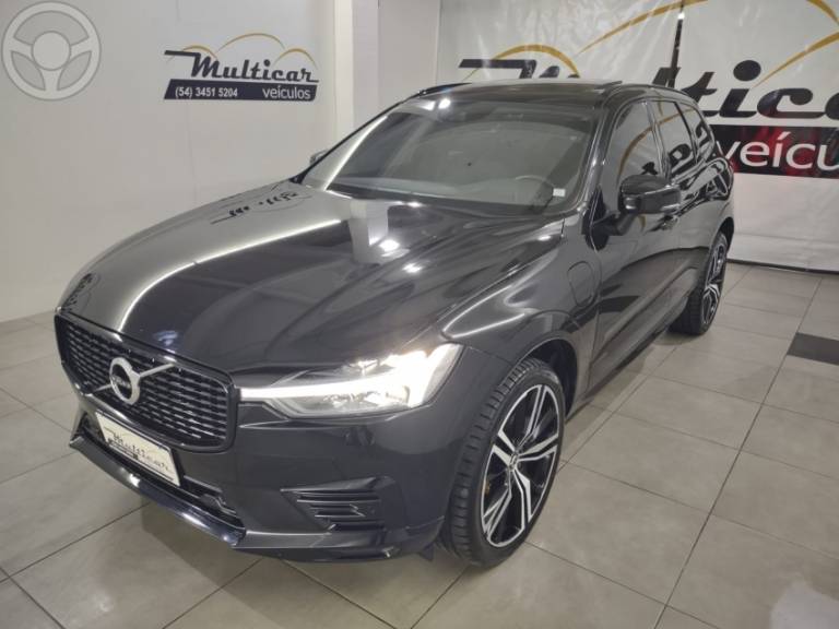 VOLVO - XC60 2.0 T8 R DESIGN HYBRID 4P AUTOMÁTICO - 2021/2021 - PRETA - R$ 275.000,00