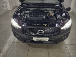 VOLVO - XC60 2.0 T8 R DESIGN HYBRID 4P AUTOMÁTICO - 2021/2021 - PRETA - R$ 275.000,00