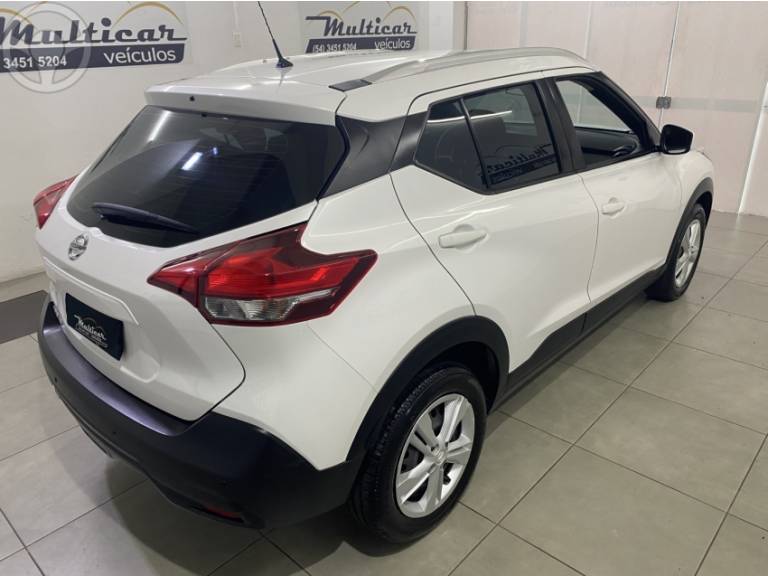 NISSAN - KICKS 1.6 16V FLEX S XTRONIC 4P AUTOMÁTICO - 2019/2020 - BRANCA - R$ 84.900,00