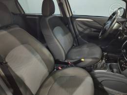 FIAT - PUNTO 1.4 ATTRACTIVE 8V FLEX 4P MANUAL - 2014/2015 - BRANCA - R$ 44.900,00