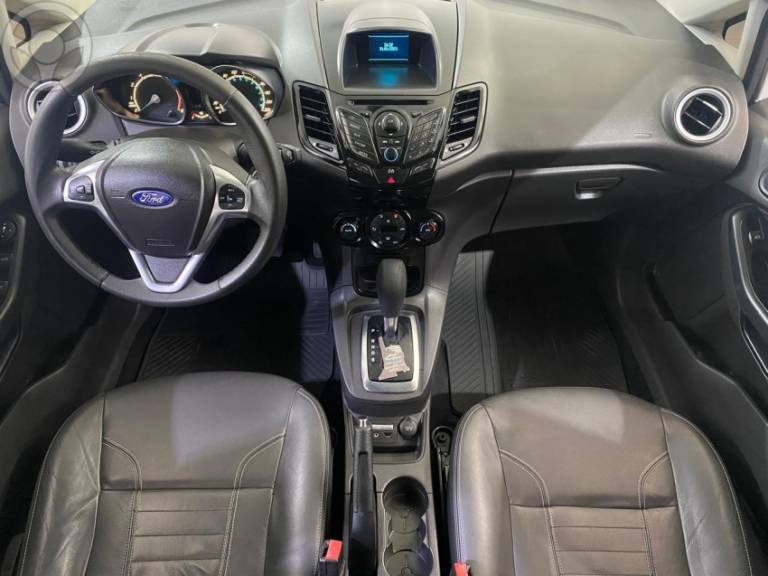 FORD - FIESTA 1.6 TITANIUM HATCH 16V FLEX 4P AUTOMÁTICO - 2014/2014 - BRANCA - R$ 47.900,00