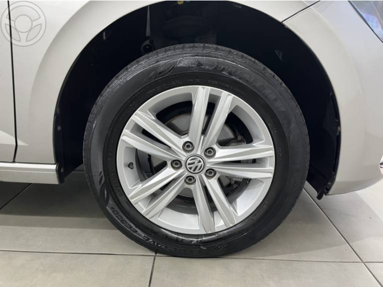 VOLKSWAGEN - POLO 1.6 MSI TOTAL FLEX MANUAL - 2021/2021 - PRATA - R$ 74.500,00