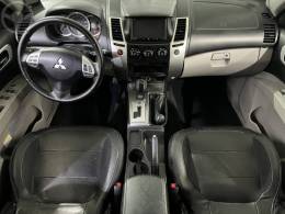 MITSUBISHI - PAJERO DAKAR 3.2 HPE 4X4 7 LUGARES 16V TURBO INTERCOOLER DIESEL 4P AUTOMÁTICO - 2011/2012 - PRETA - R$ 103.900,00