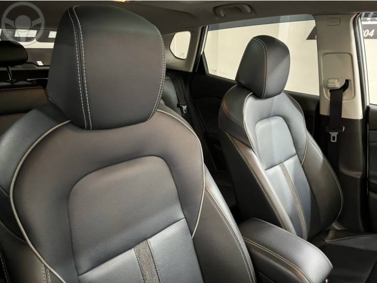 CHEVROLET - TRACKER 1.2 12V PREMIER TURBO FLEX 4P AUTOMÁTICO - 2022/2022 - BRANCA - R$ 111.900,00