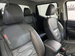 NISSAN - FRONTIER 2.3 PRO4X 4X4 CD BI-TURBO DIESEL 4P AUTOMÁTICO - 2022/2023 - BRANCA - R$ 227.900,00