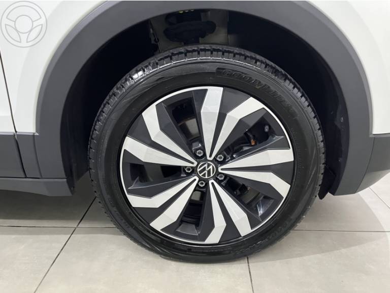 VOLKSWAGEN - T-CROSS 1.0 TSI 12V FLEX 4P AUTOMÁTICO - 2022/2022 - BRANCA - R$ 101.000,00