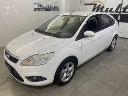 FORD - FOCUS 2.0 GLX 16V FLEX 4P AUTOMÁTICO - 2013/2013 - BRANCA - R$ 48.000,00