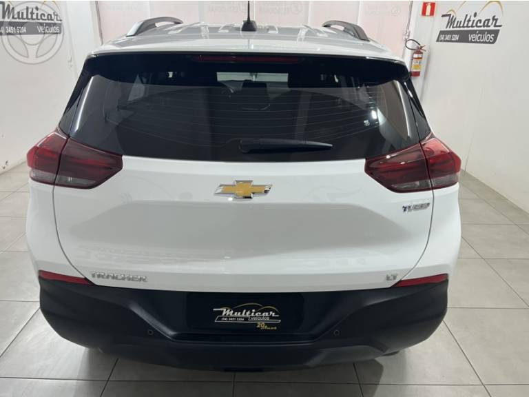 CHEVROLET - TRACKER 1.0 12V LT TURBO FLEX 4P AUTOMÁTICO - 2023/2024 - BRANCA - R$ 106.900,00