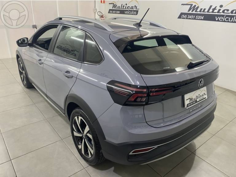 VOLKSWAGEN - NIVUS 1.0 TSI HIGHLINE FLEX 4P AUTOMÁTICO - 2021/2022 - CINZA - R$ 117.900,00