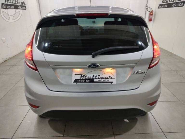 FORD - FIESTA 1.5 S HATCH 16V FLEX 4P MANUAL - 2014/2015 - PRATA - R$ 44.500,00