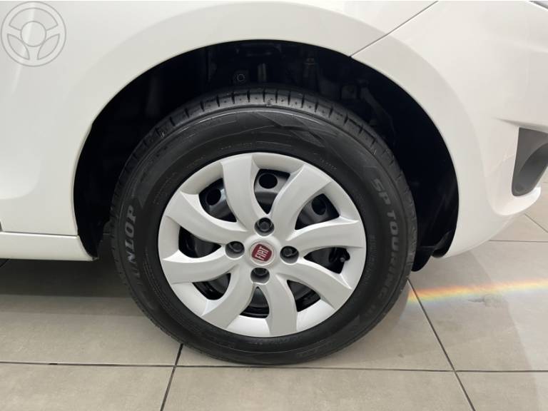 FIAT - PALIO 1.0 MPI ATTRACTIVE 8V FLEX 4P MANUAL - 2017/2017 - BRANCA - R$ 43.900,00