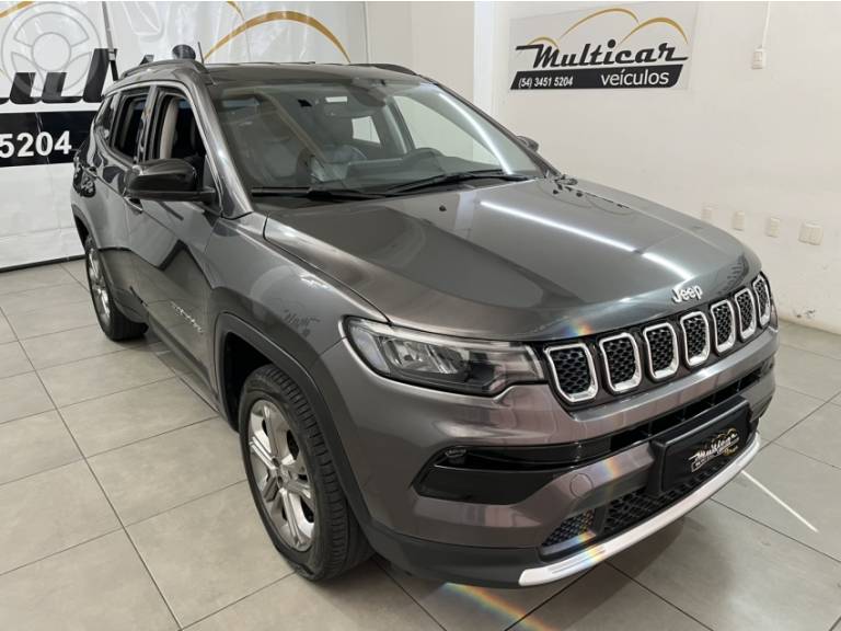 JEEP - COMPASS 1.3 LONGITUDE T270 16V TURBO 4X2 FLEX 4P AUTOMÁTICO - 2023/2023 - CINZA - R$ 136.900,00
