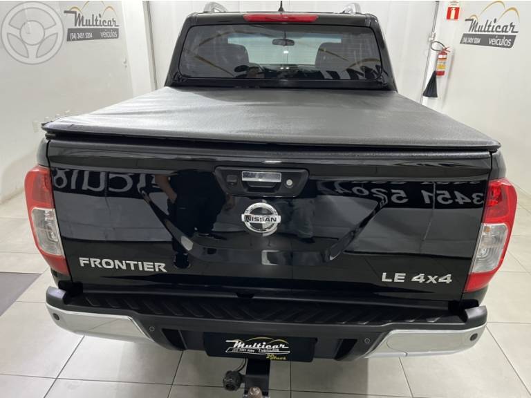 NISSAN - FRONTIER 2.3 LE 4X4 CD BI TURBO DIESEL 4P AUTOMÁTICO - 2018/2018 - PRETA - R$ 135.500,00