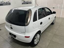 CHEVROLET - CORSA 1.4 MPFI MAXX 8V FLEX 4P MANUAL - 2011/2012 - BRANCA - R$ 34.900,00