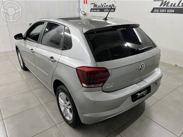 VOLKSWAGEN - POLO 1.6 MSI TOTAL FLEX MANUAL - 2021/2021 - PRATA - R$ 74.500,00