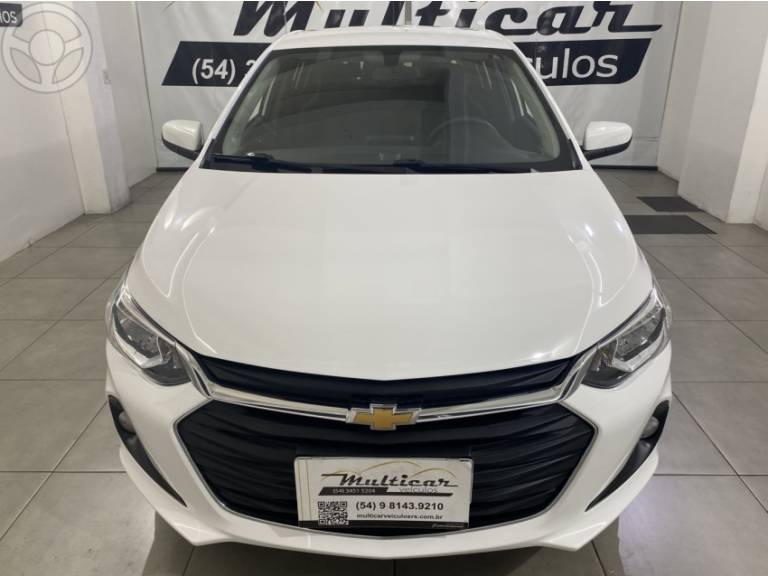 CHEVROLET - ONIX 1.0 LTZ 12V TURBO FLEX 4P MANUAL - 2019/2020 - BRANCA - R$ 72.900,00