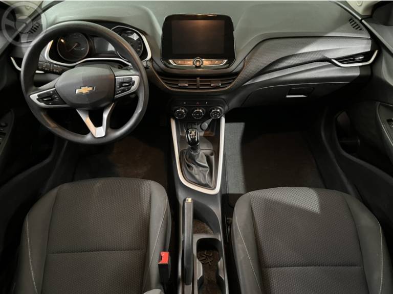 CHEVROLET - ONIX 1.0 LT 12V FLEX 4P MANUAL - 2021/2021 - PRATA - R$ 73.500,00