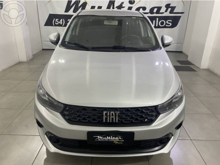 FIAT - ARGO 1.0 FIREFLY FLEX DRIVE MANUAL - 2021/2022 - PRATA - R$ 63.500,00