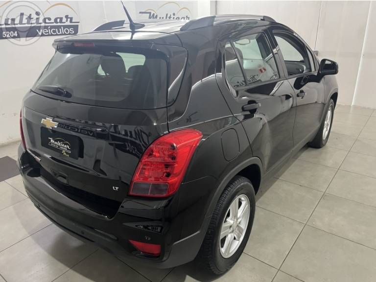 CHEVROLET - TRACKER 1.4 16V TURBO FLEX LT AUTOMÁTICO - 2019/2019 - PRETA - R$ 83.900,00