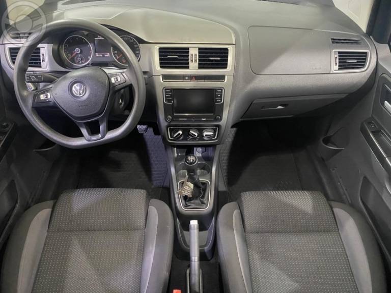 VOLKSWAGEN - FOX 1.6 MSI TOTAL FLEX CONNECT 4P MANUAL - 2020/2021 - BRANCA - R$ 64.500,00