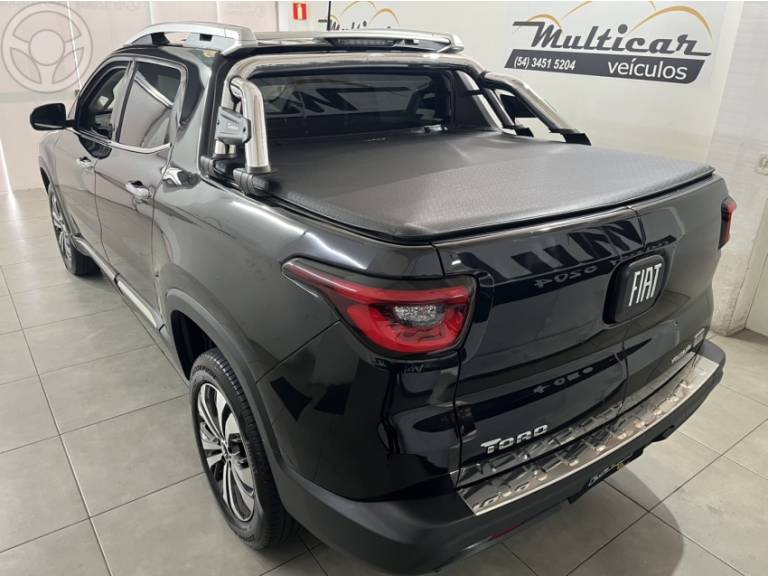 FIAT - TORO 1.3 VOLCANO T270 4X2 16V FLEX 4P AUTOMÁTICO - 2023/2023 - PRETA - R$ 133.900,00