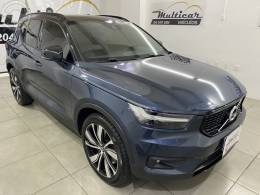 VOLVO - XC 40 1.5 T5 HÍBRIDO R-DESIGN FWD - 2021/2022 - AZUL - R$ 239.000,00