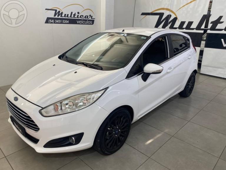 FORD - FIESTA 1.6 TITANIUM HATCH 16V FLEX 4P AUTOMÁTICO - 2014/2014 - BRANCA - R$ 47.900,00