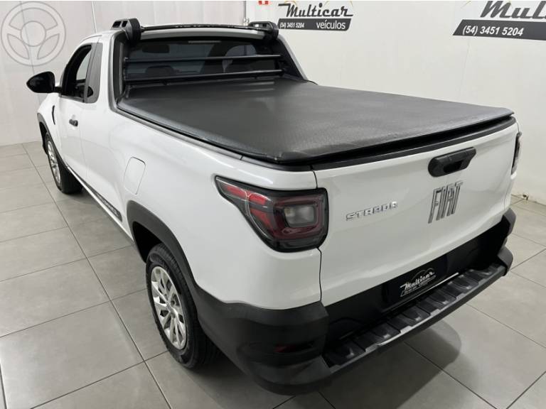 FIAT - STRADA 1.4 ENDURANCE CS PLUS 8V FLEX 2P MANUAL - 2021/2022 - BRANCA - R$ 74.900,00