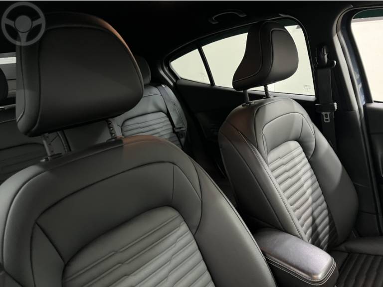 FIAT - FASTBACK 1.0 IMPETUS 200 TURBO FLEX 4P AUTOMÁTICO - 2025/2025 - AZUL - R$ 133.500,00