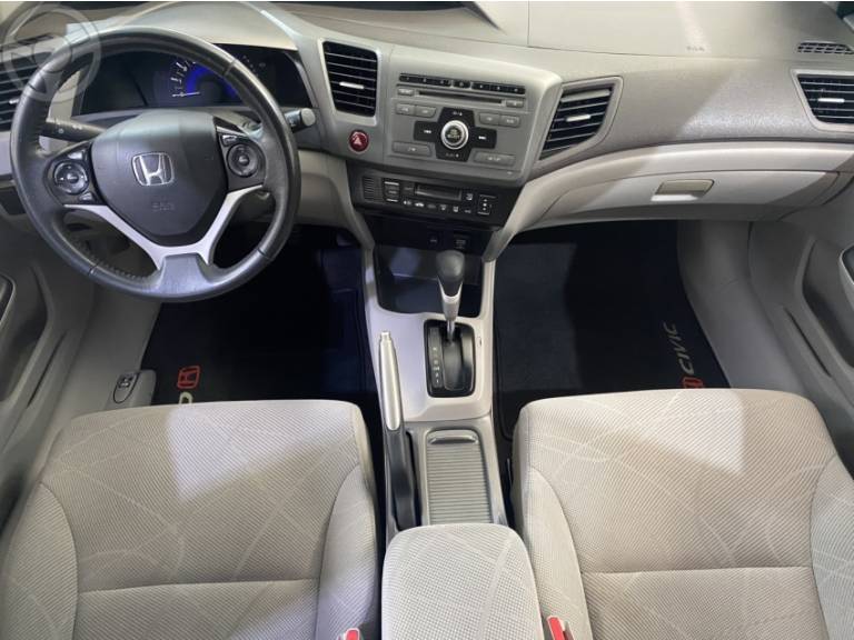 HONDA - CIVIC 1.8 LXS 16V FLEX 4P AUTOMÁTICO - 2012/2012 - CINZA - R$ 65.900,00