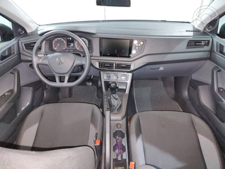 VOLKSWAGEN - POLO 1.0 MPI TRACK 4P MANUAL - 2024/2025 - PRATA - R$ 81.900,00