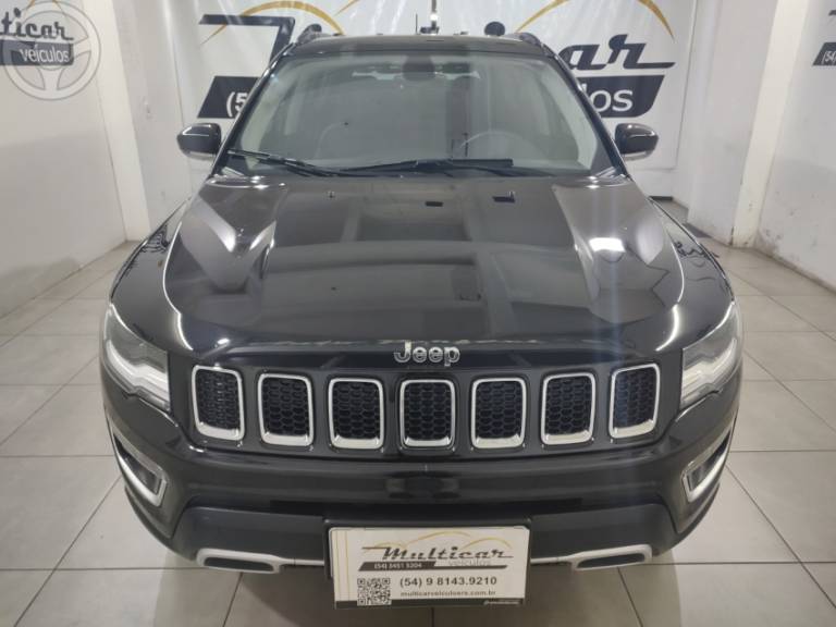 JEEP - COMPASS 2.0 16V DIESEL LONGITUDE 4X4 AUTOMÁTICO - 2018/2018 - PRETA - R$ 119.900,00