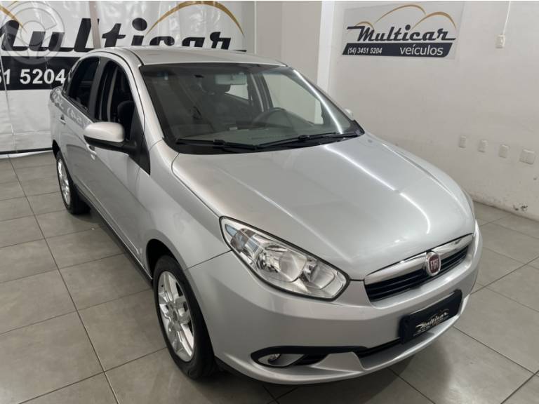 FIAT - GRAND SIENA 1.6 MPI ESSENCE 16V FLEX 4P AUTOMATIZADO - 2015/2015 - PRATA - R$ 41.000,00