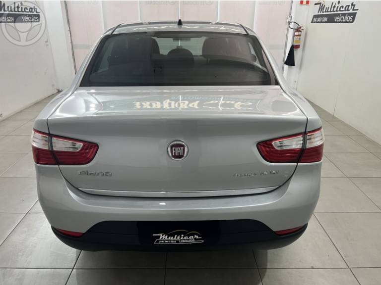 FIAT - GRAND SIENA 1.6 MPI ESSENCE 16V FLEX 4P AUTOMATIZADO - 2015/2015 - PRATA - R$ 41.000,00