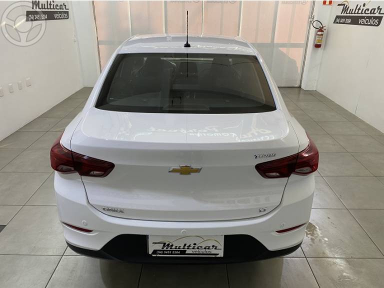 CHEVROLET - ONIX 1.0 LT 12V TURBO FLEX 4P AUTOMÁTICO - 2021/2021 - BRANCA - R$ 79.500,00