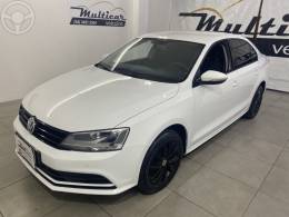 VOLKSWAGEN - JETTA 2.0 TRENDLINE FLEX 4P TIPTRONIC - 2015/2016 - BRANCA - R$ 71.900,00