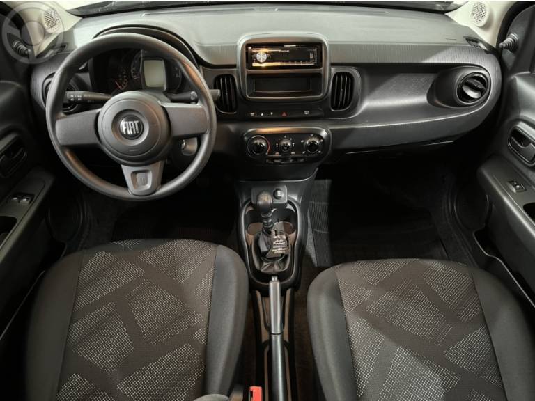FIAT - MOBI 1.0 8V EVO FLEX LIKE. MANUAL - 2024/2024 - PRETA - R$ 57.900,00
