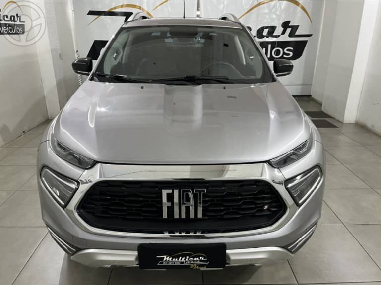 FIAT - TORO 2.0 16V TURBO DIESEL VOLCANO AT9 4X4 AUTOMÁTICO - 2024/2024 - PRATA - R$ 159.900,00