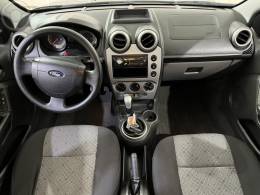FORD - FIESTA 1.0 ROCAM HATCH 8V FLEX 4P MANUAL - 2013/2014 - PRETA - R$ 34.900,00